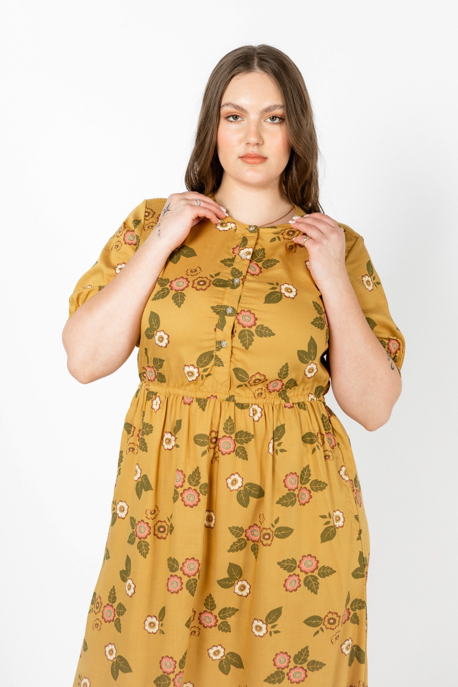 Reina Dress / Folk Floral