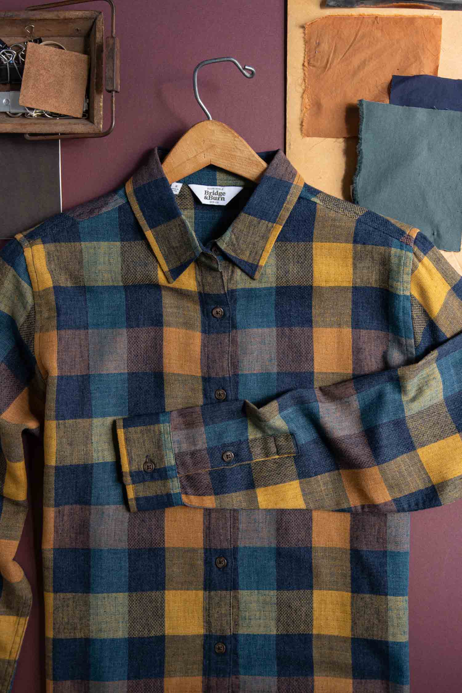 Olivia Slim Shirt / Moonbow Plaid