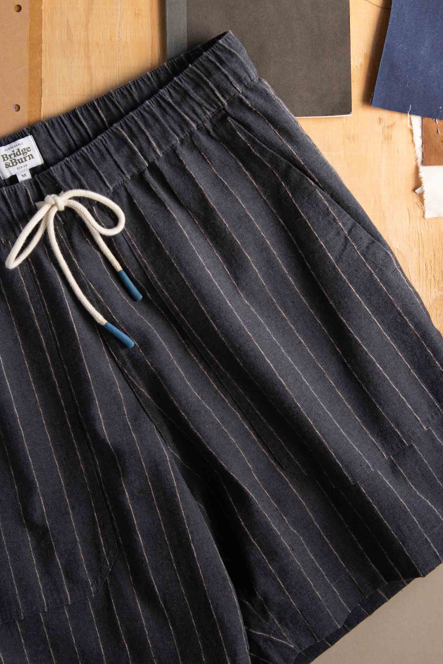 Noah Short / Charcoal Stripe