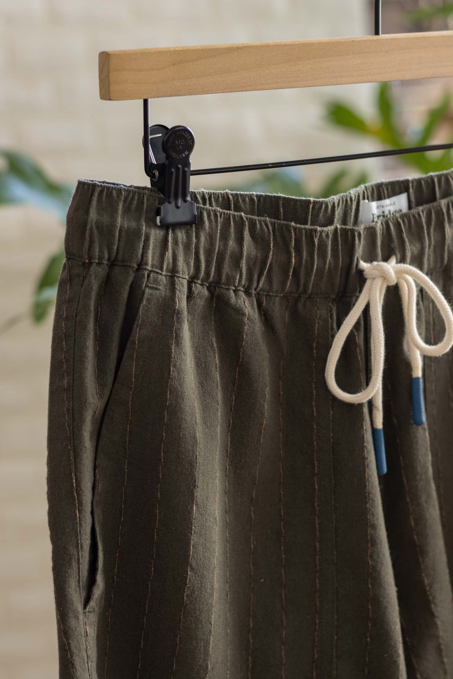 Noah Short / Olive Stripe