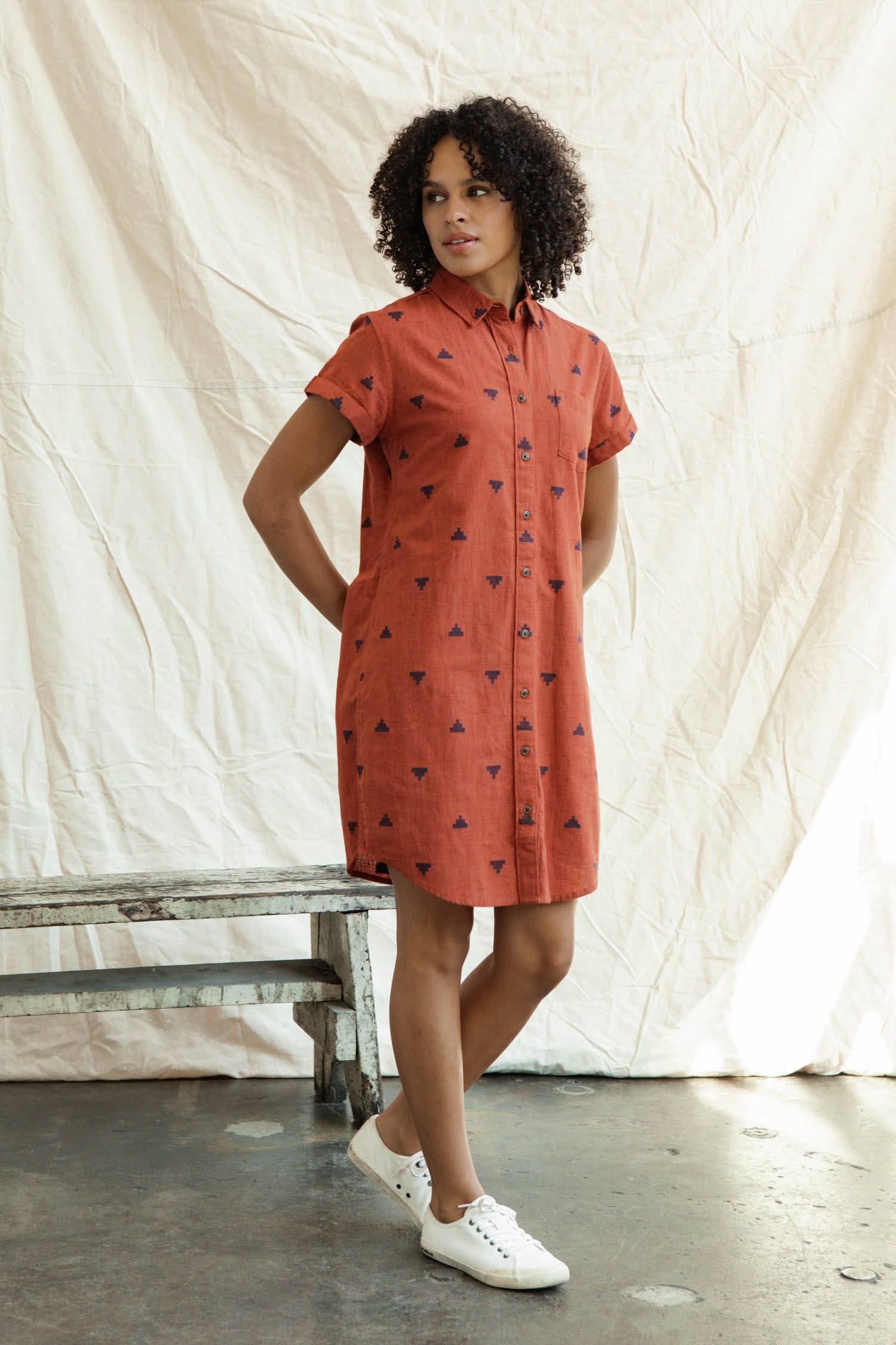 Loren Shirt Dress / Rust Fil-Coupé Pyramids