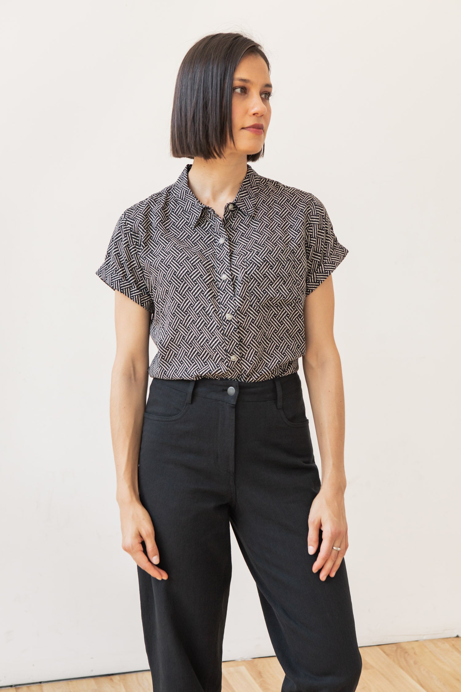 Bea Shirt / Black Geo