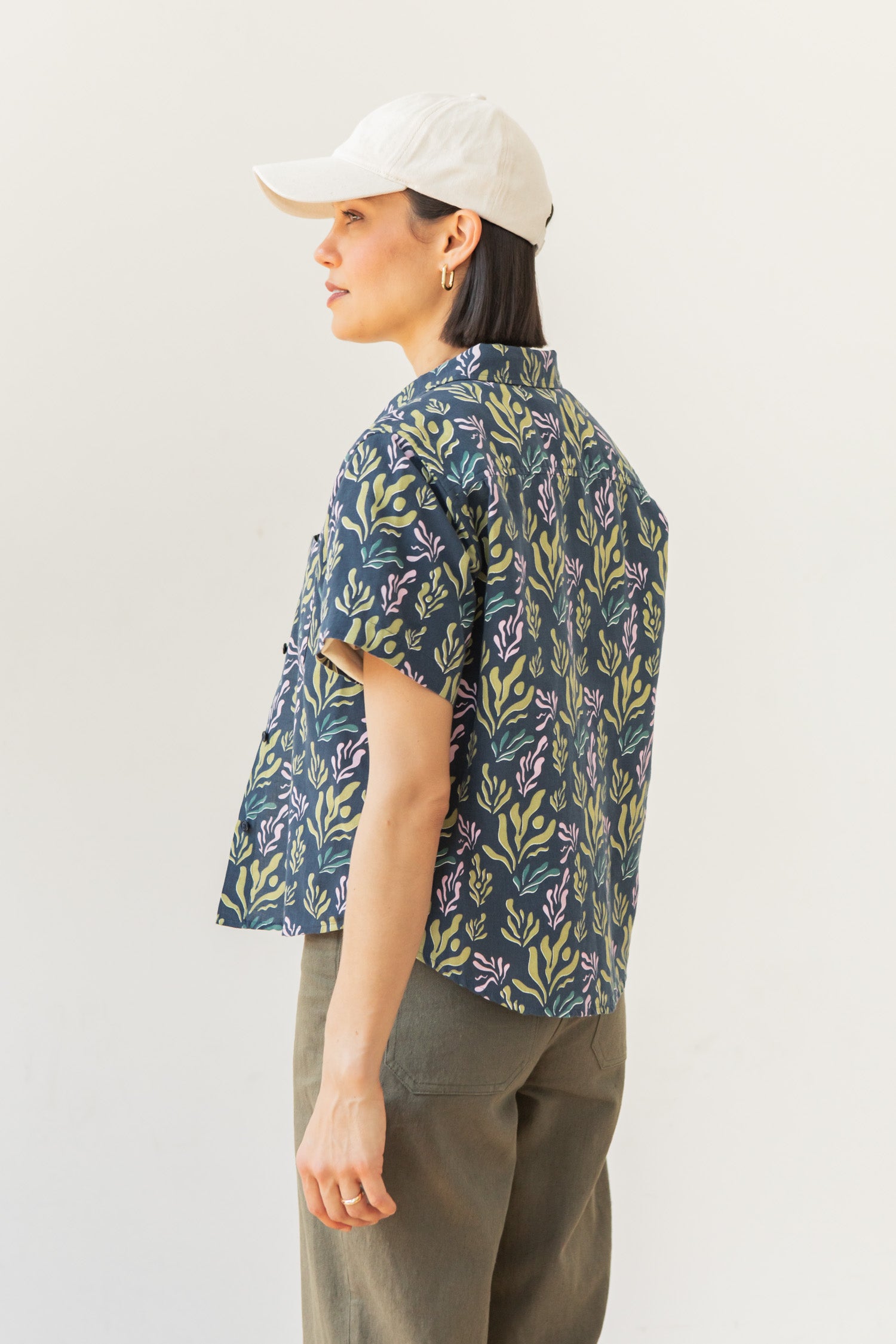 Greer Cropped Shirt / Spring Kelp