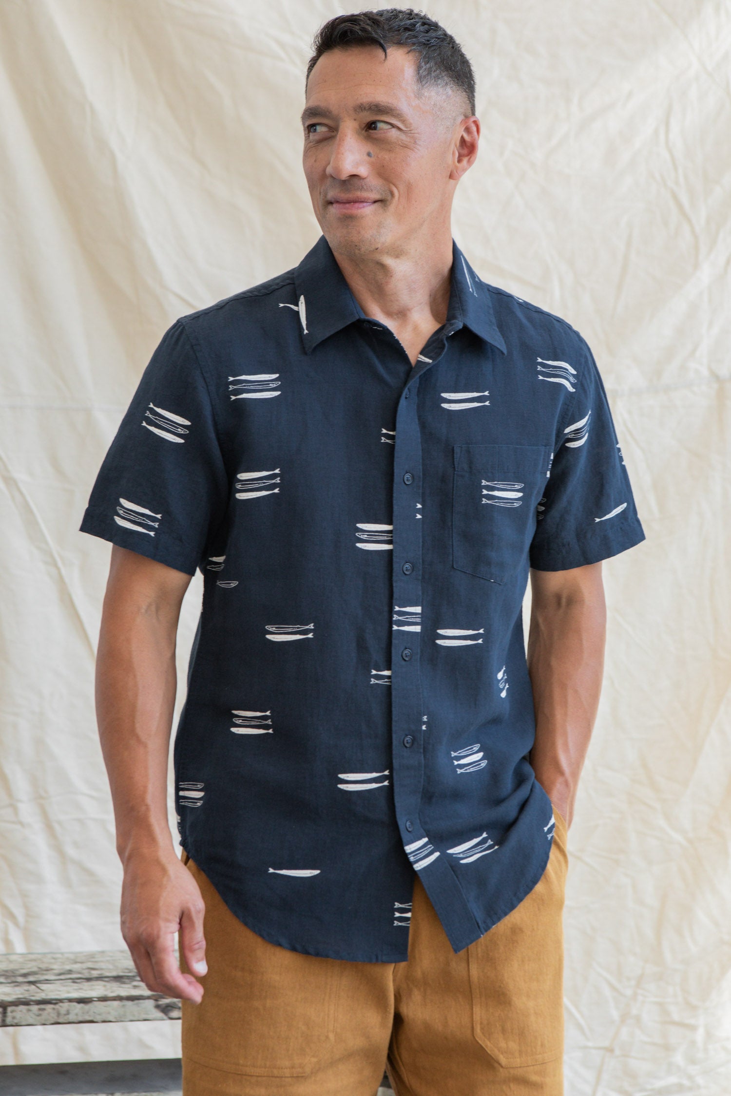 Harbor Slim Shirt / Navy Pacific Herring