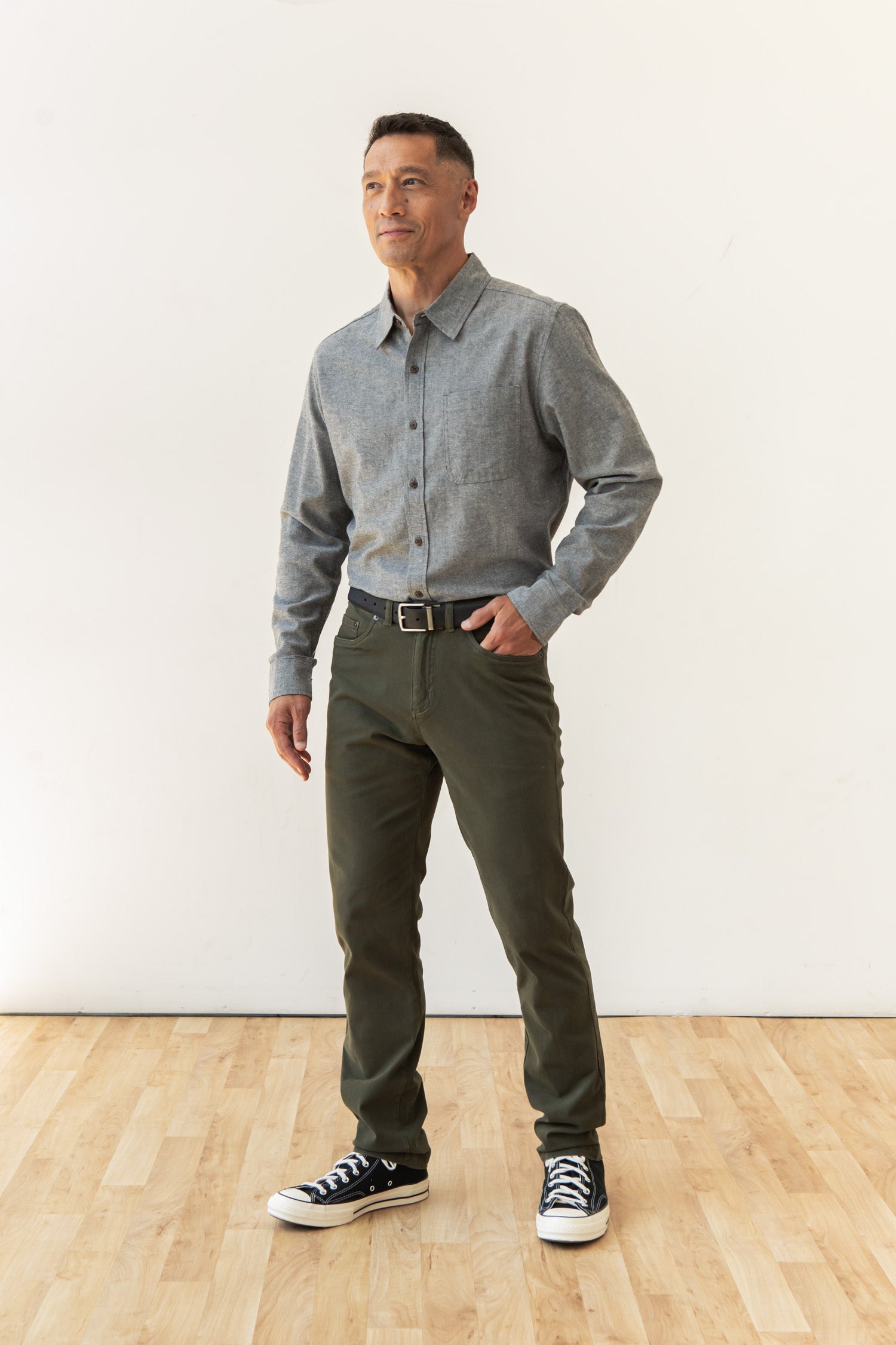 Larson Shirt / Iron Chambray