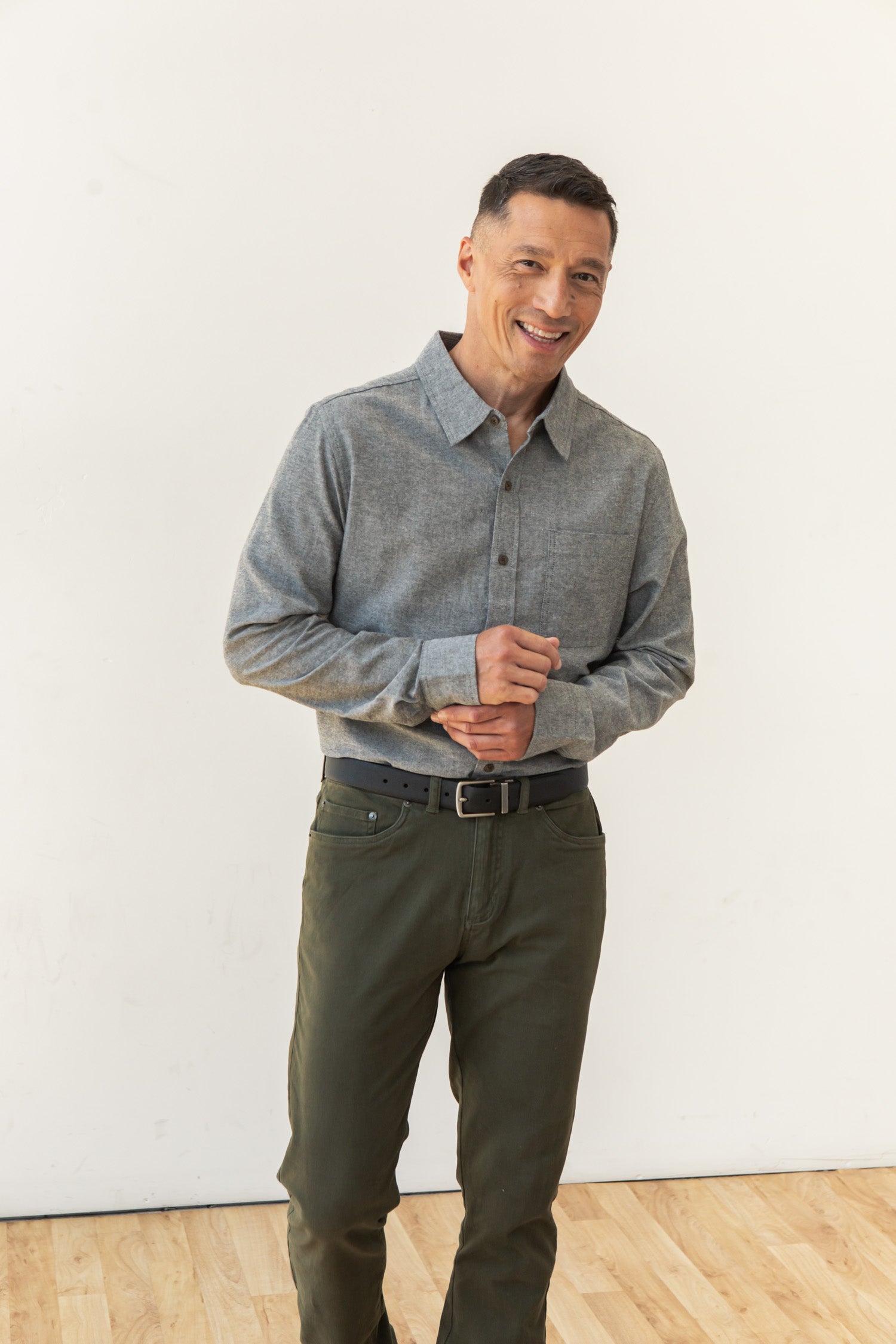 Larson Shirt / Iron Chambray