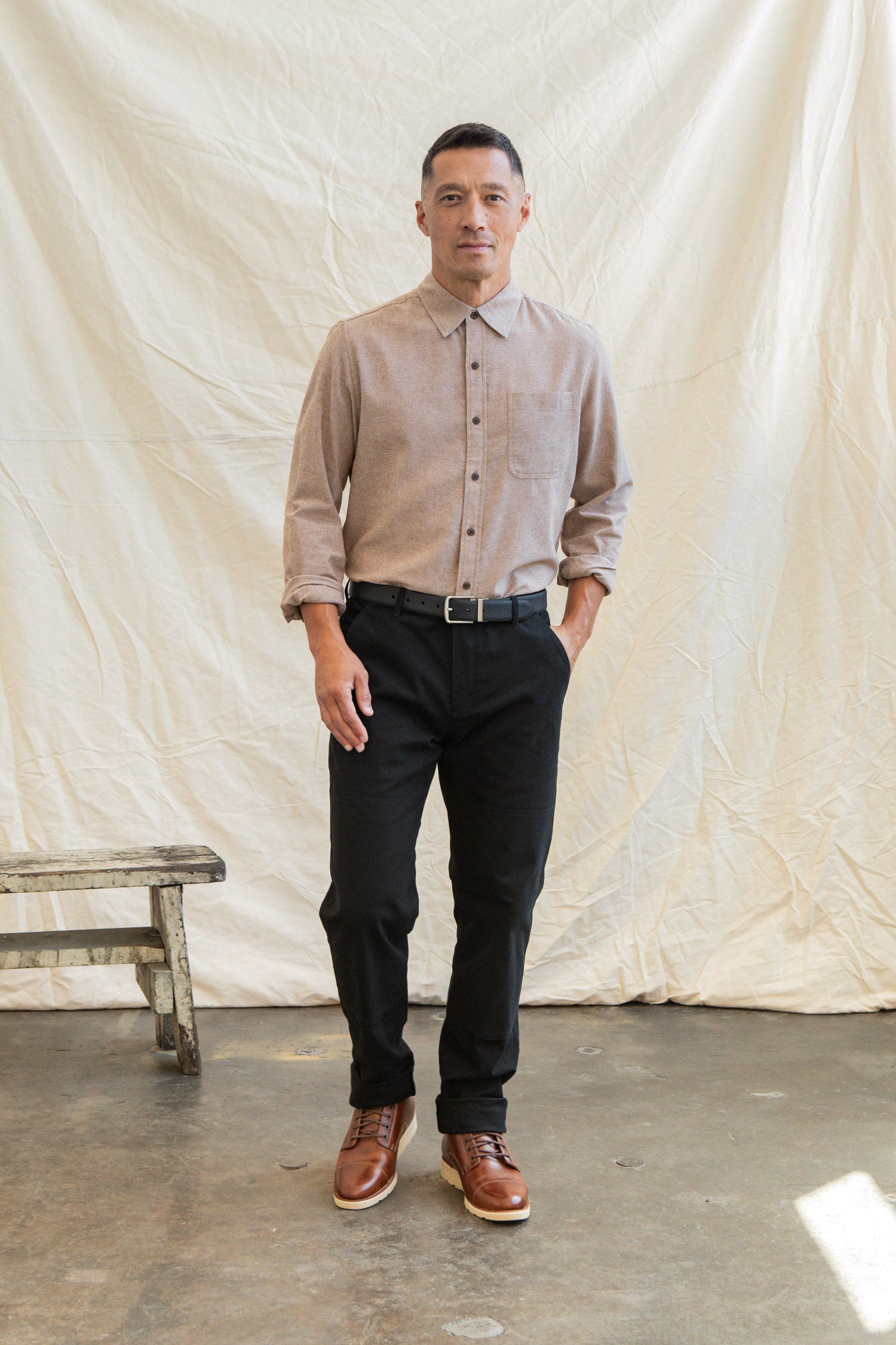 Larson Shirt / Rust Chambray