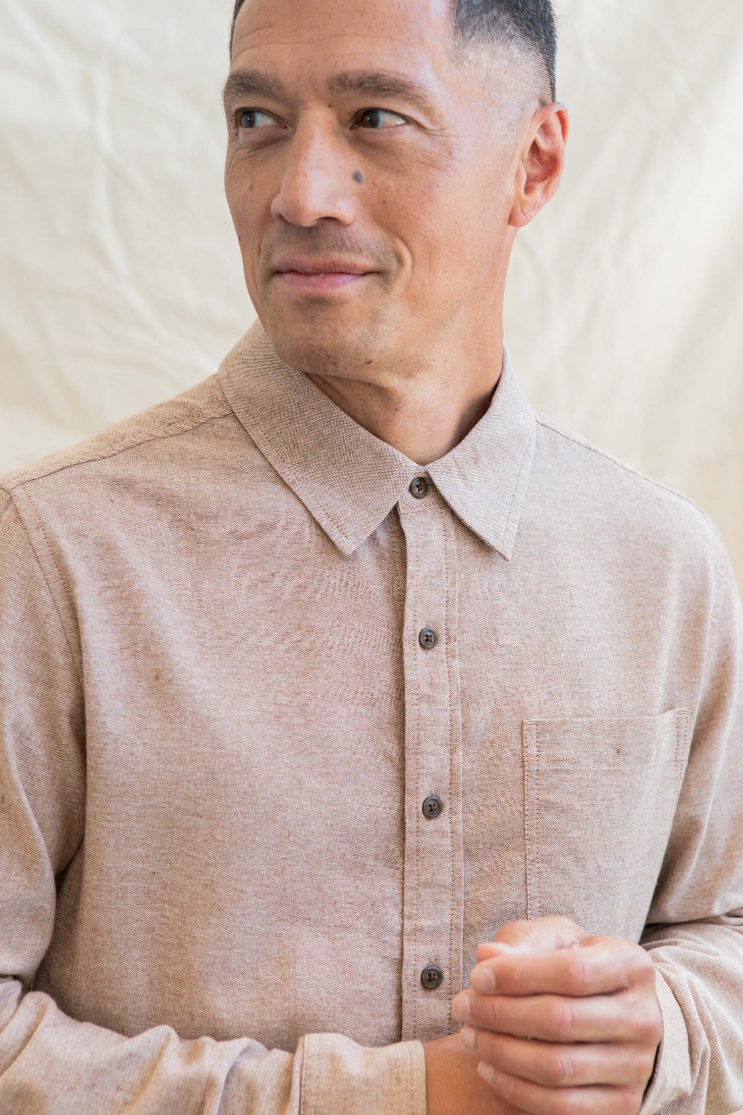 Larson Shirt / Rust Chambray