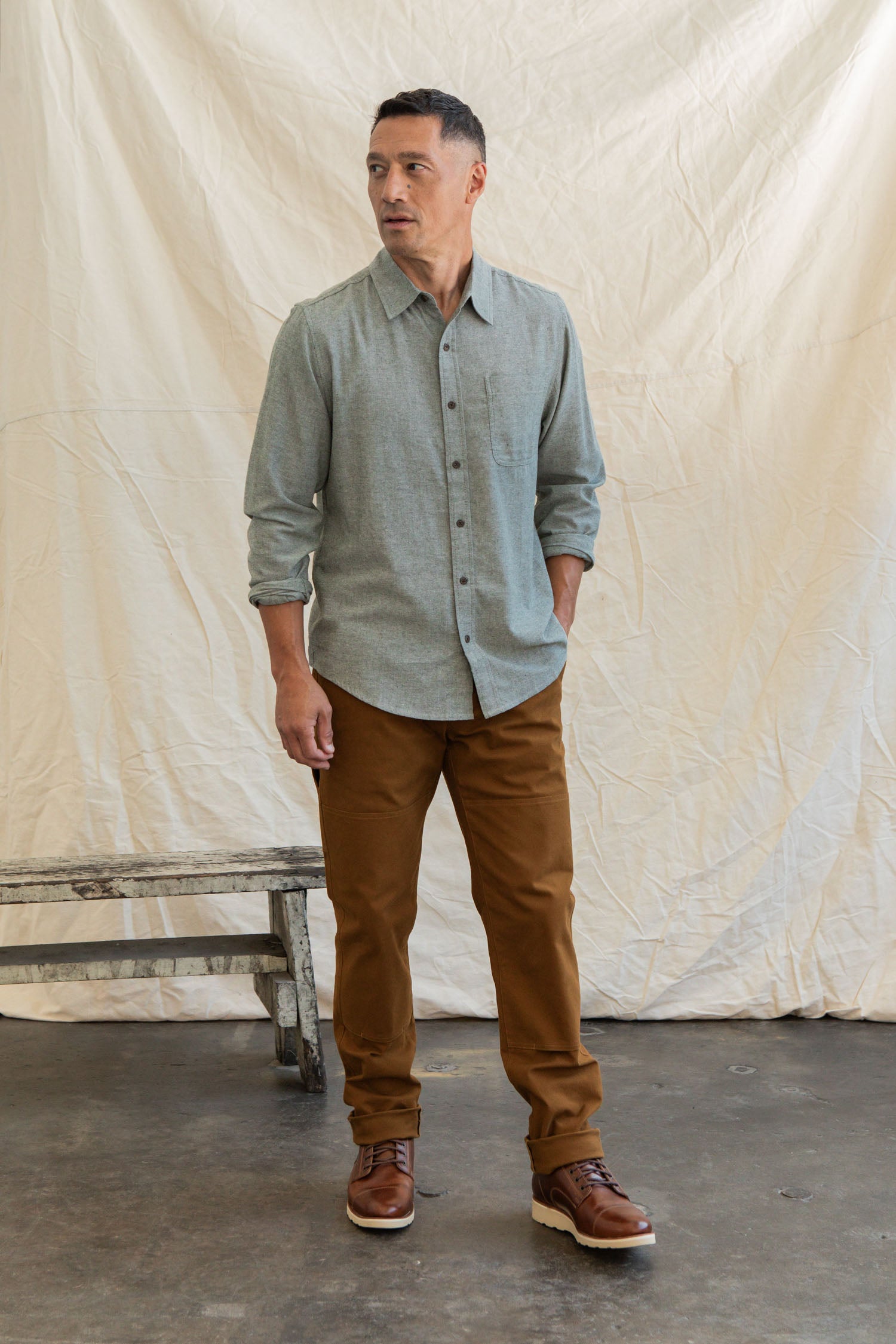 Larson Shirt / Sage Chambray