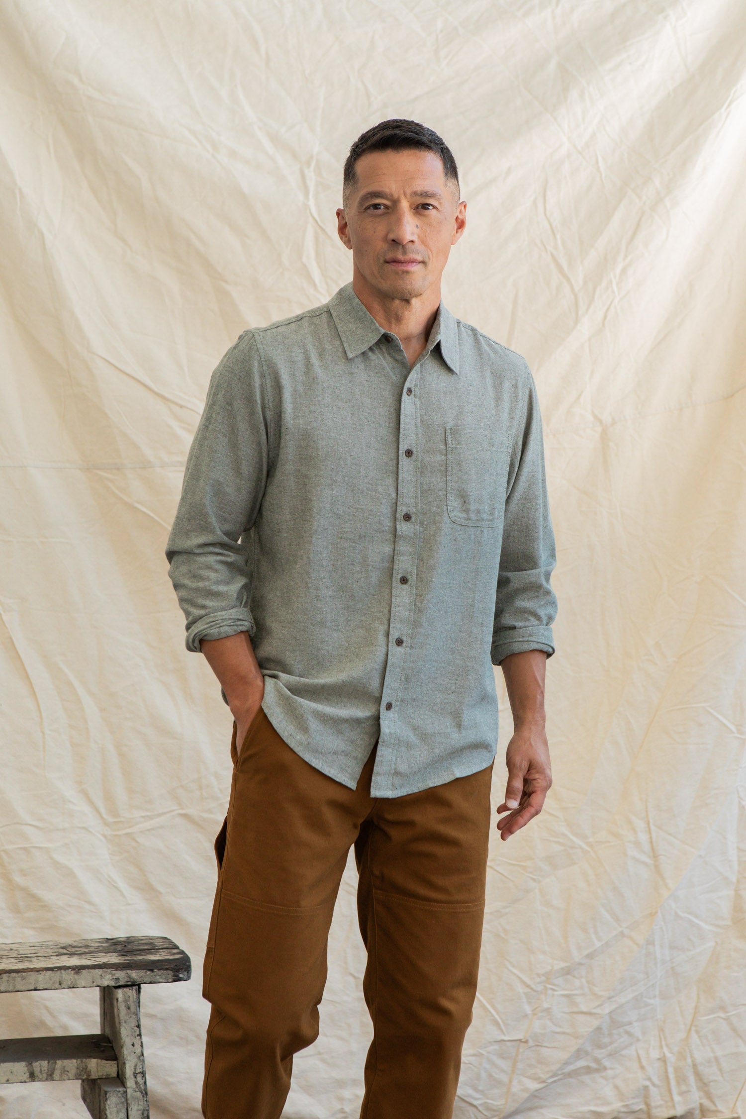 Larson Shirt / Sage Chambray