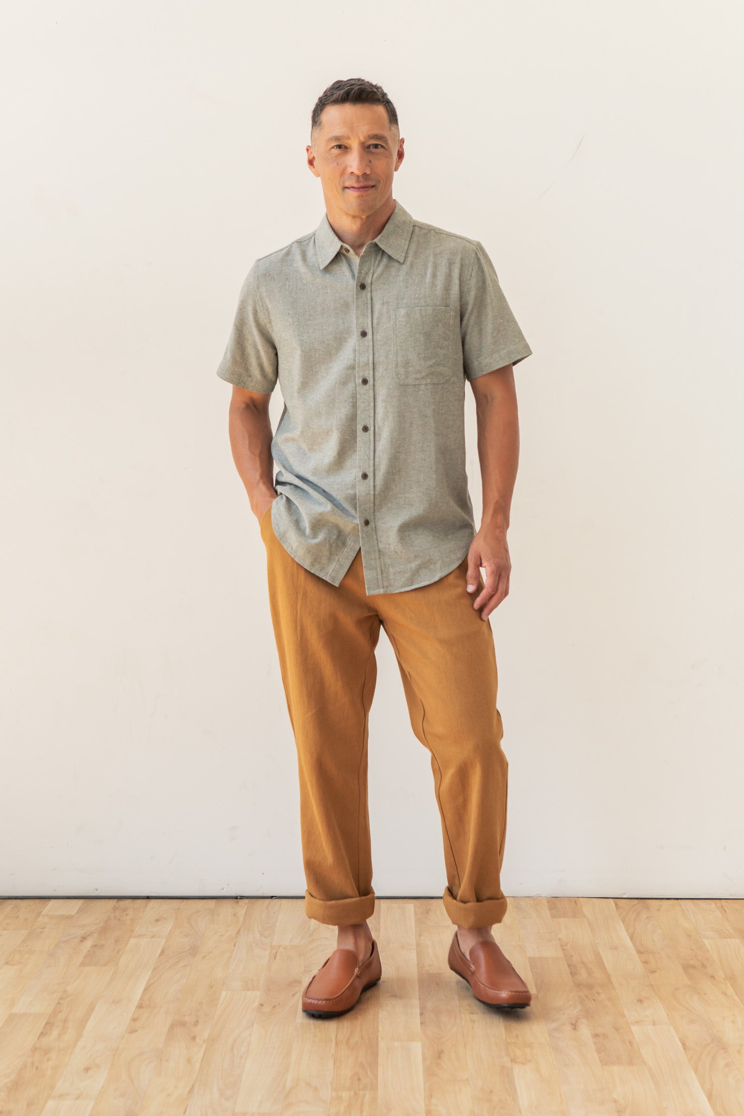 Malcolm Shirt / Sage Chambray