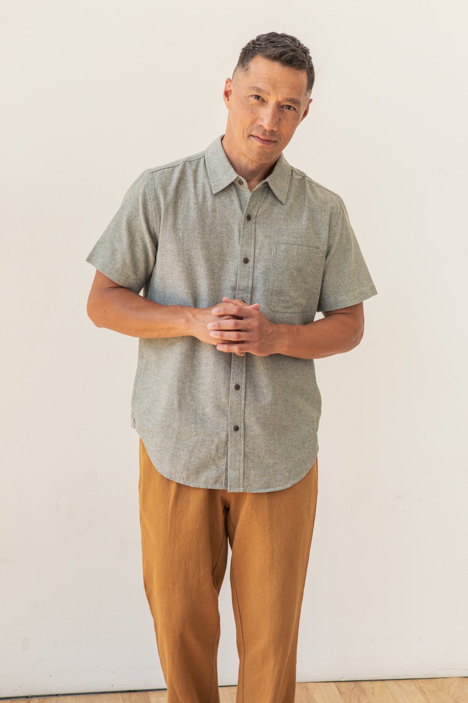 Malcolm Shirt / Sage Chambray