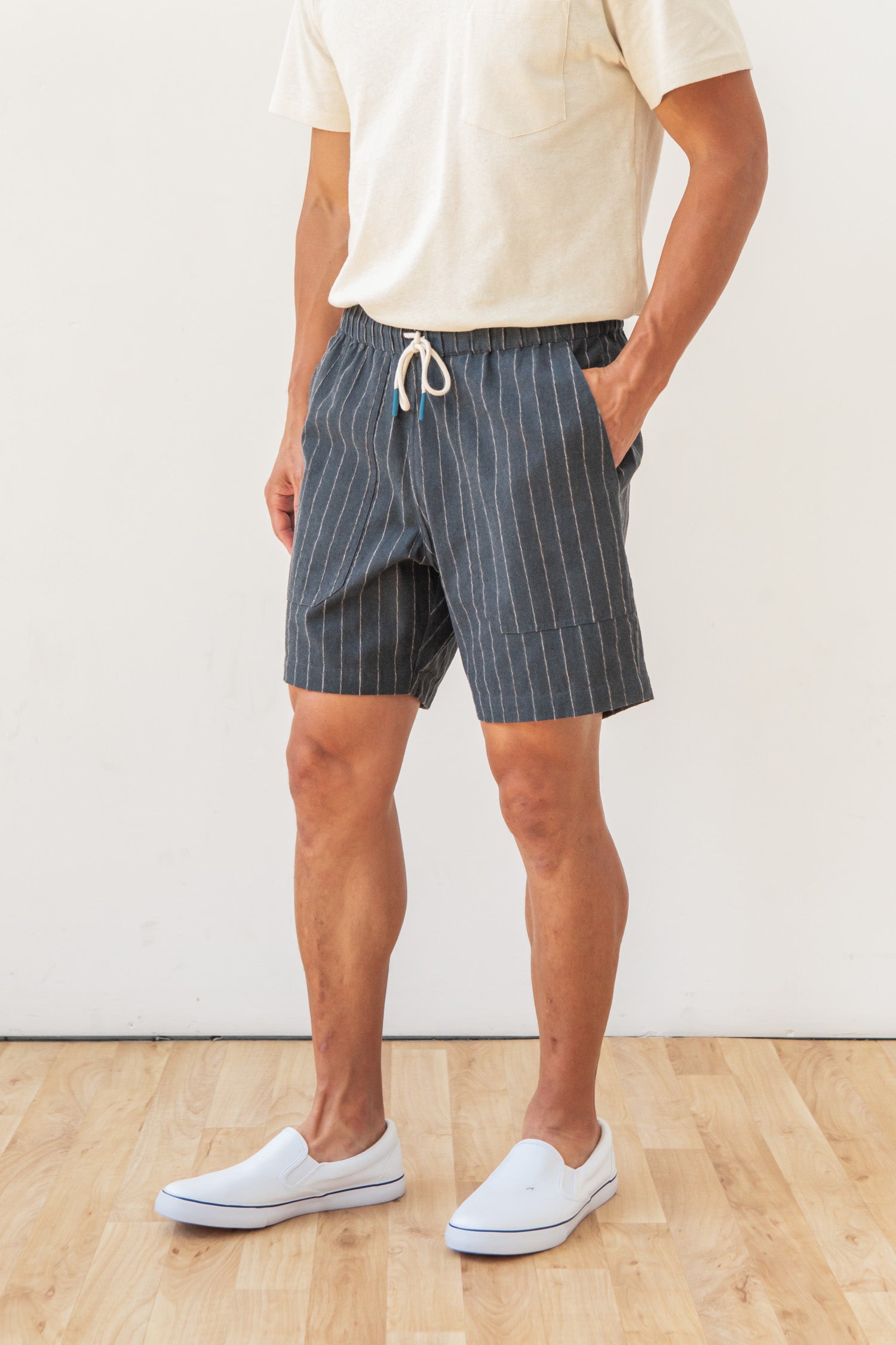 Noah Short / Charcoal Stripe