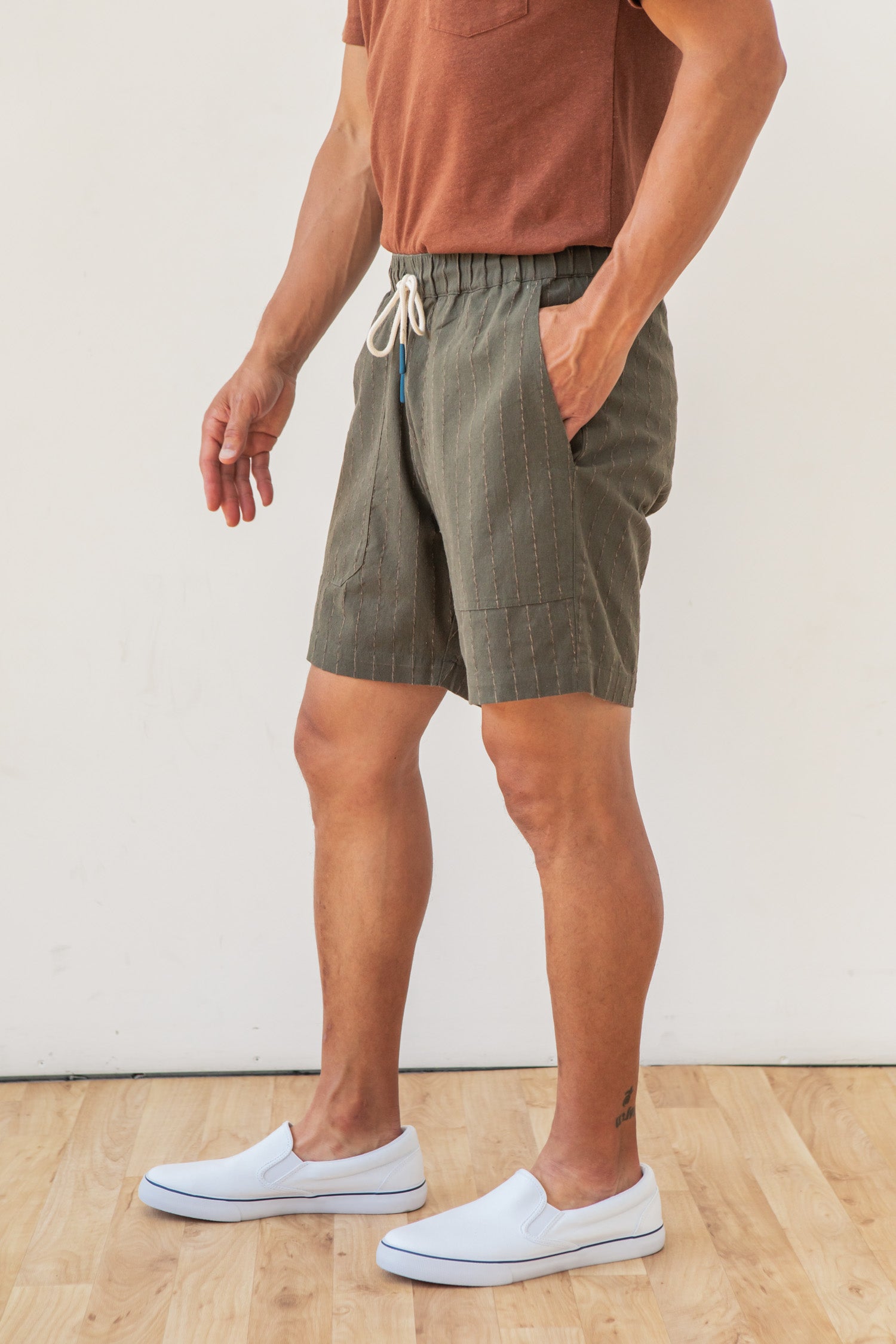 Noah Short / Olive Stripe