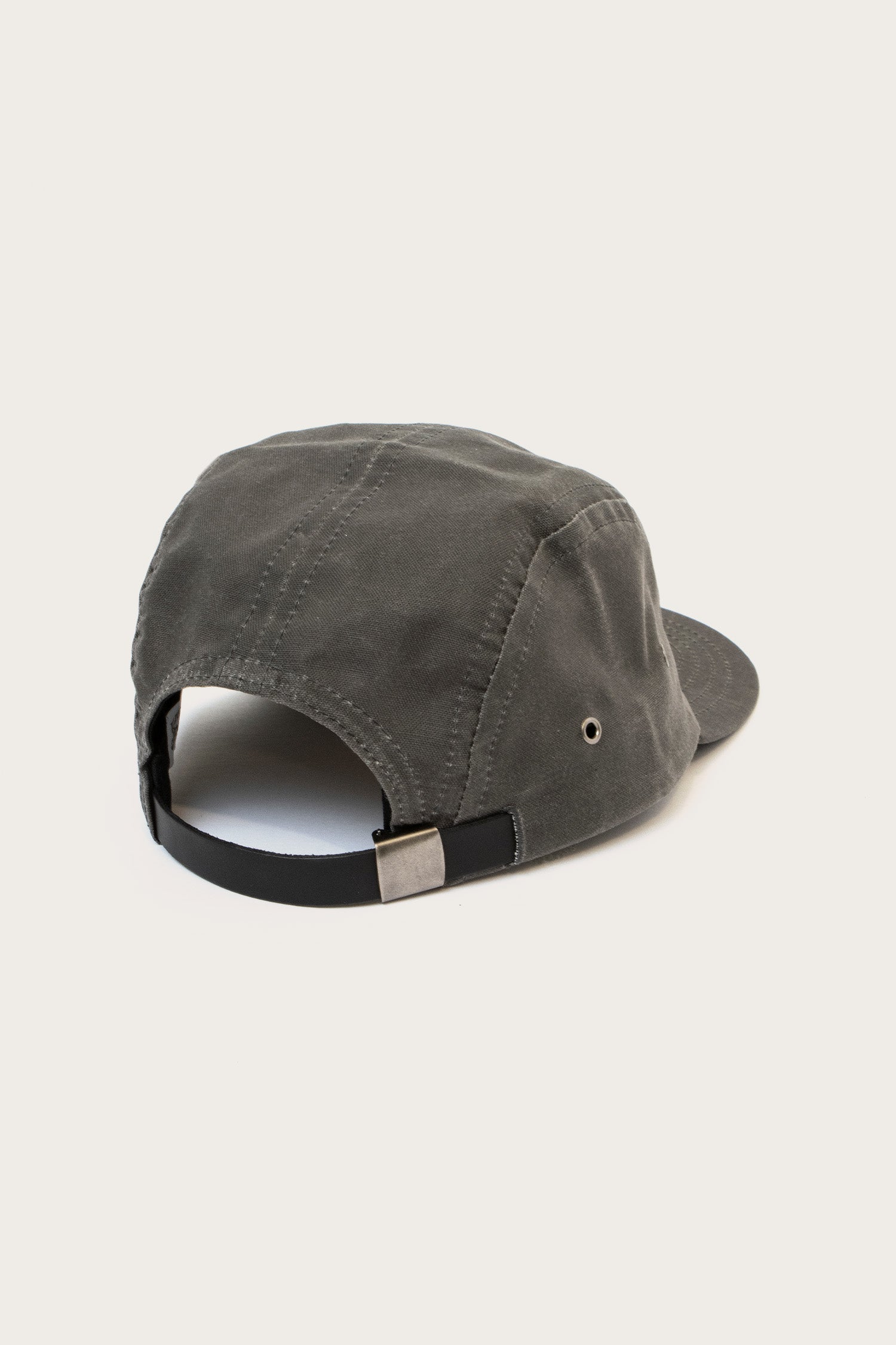 Camper Waxed 5 Panel Cap / Charcoal